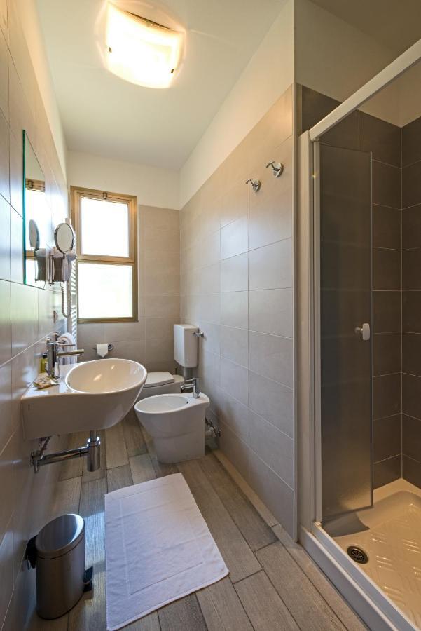 Alex Hotel 3*